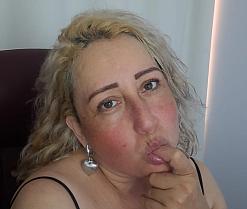 Lis_Madura's webcam